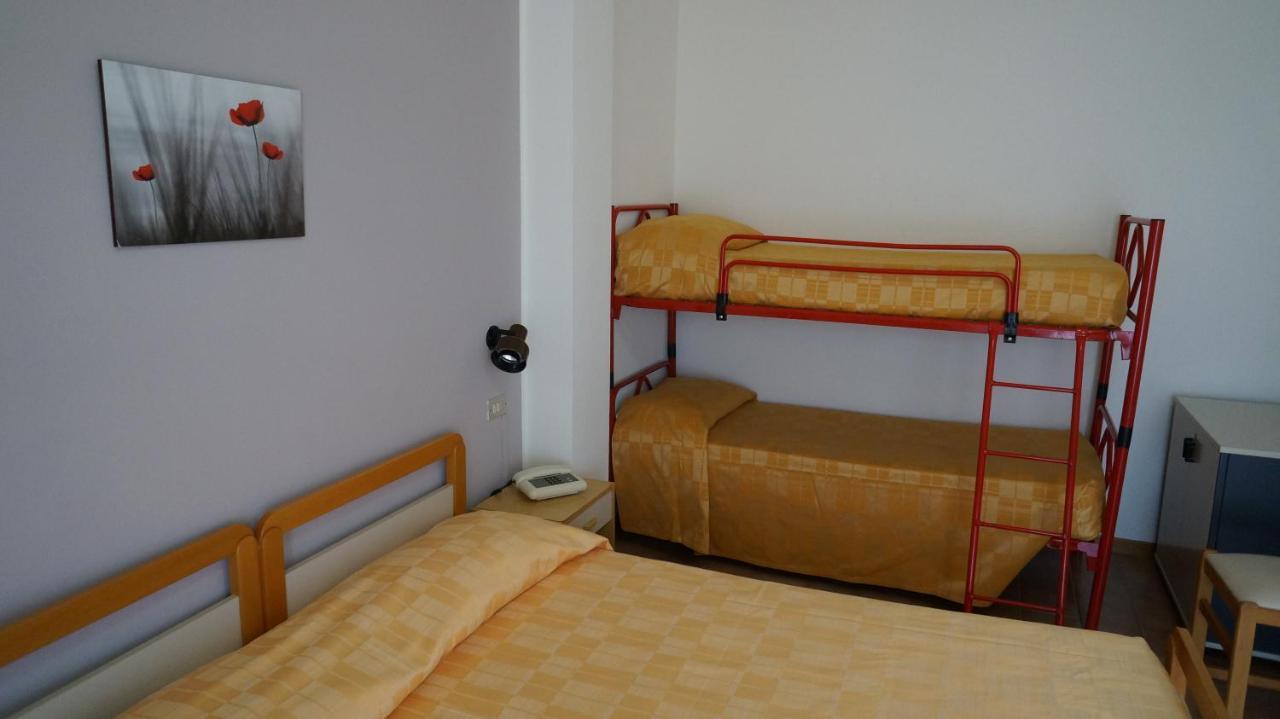 Hotel Quattropalme Tortoreto المظهر الخارجي الصورة